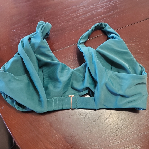 ToriPraver bikini top - Picture 2 of 4